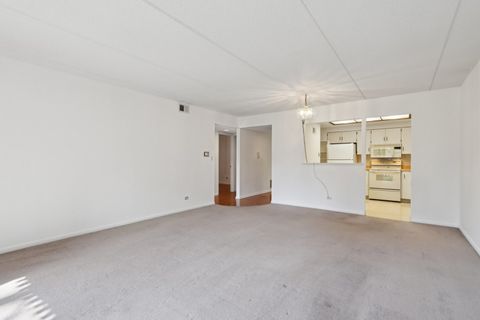 Tiny photo for 920 Vose Drive #106, Gurnee, IL 60031 (MLS # 12554844)