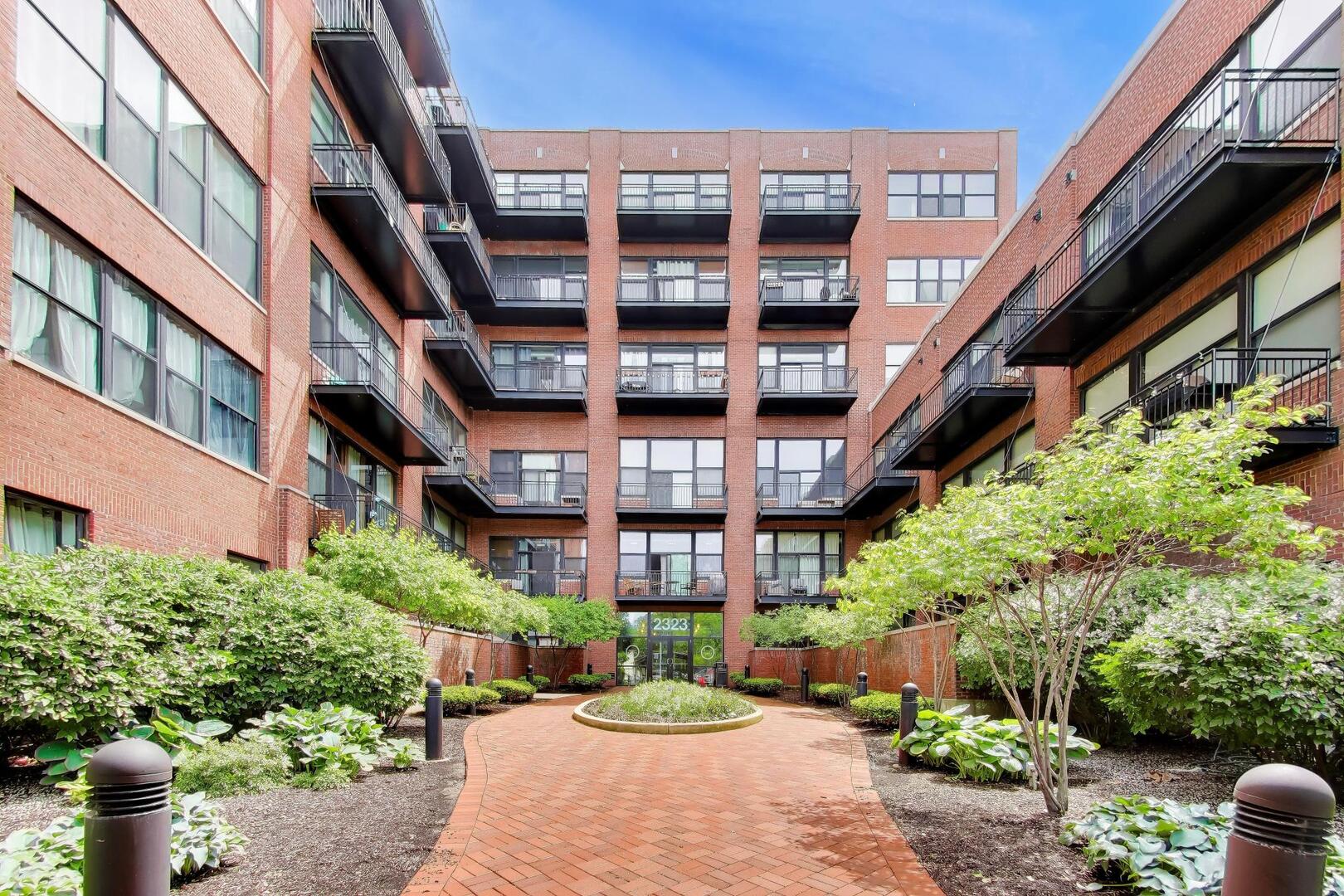2323 W Pershing Road 327
