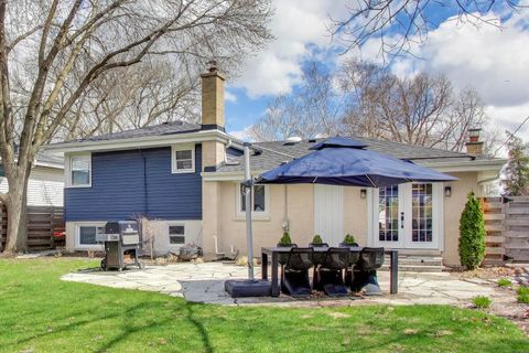Tiny photo for Elmhurst, IL 60126 (MLS # 12626496)