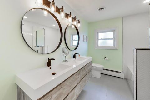 Tiny photo for Elmhurst, IL 60126 (MLS # 12626496)