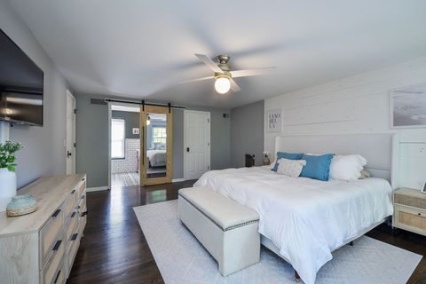 Tiny photo for 1112 CANDLENUT Drive, Naperville, IL 60540 (MLS # 12457639)