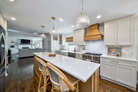 Tiny photo for 1112 CANDLENUT Drive, Naperville, IL 60540 (MLS # 12457639)