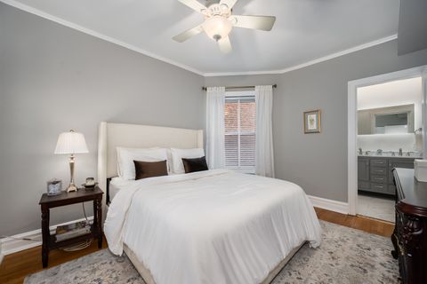 Tiny photo for 1145 W Lill Avenue #1E, Chicago, IL 60614 (MLS # 12612810)