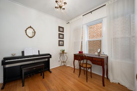 Tiny photo for 1145 W Lill Avenue #1E, Chicago, IL 60614 (MLS # 12612810)