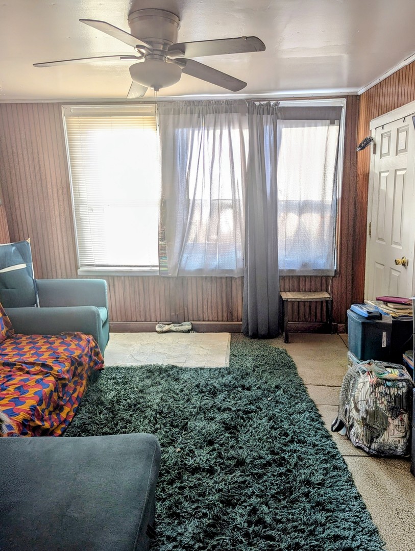 4805 S Elizabeth Street