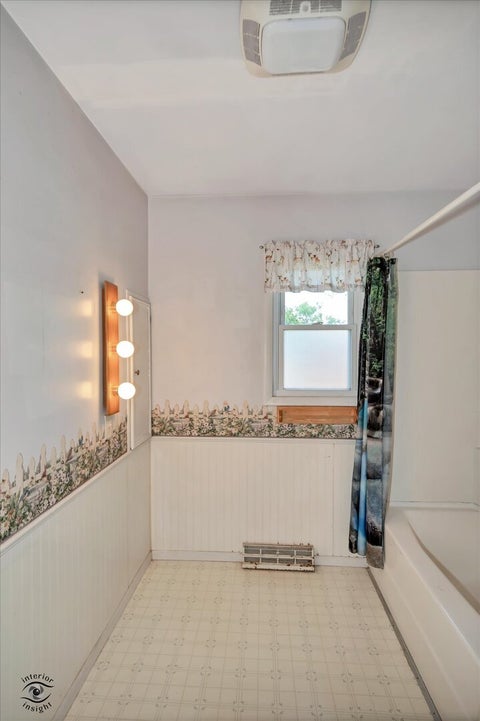 Tiny photo for 33 Jan Avenue, Kankakee, IL 60901 (MLS # 12759473)