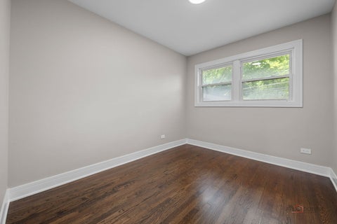 Tiny photo for 2913 W Sibley Street, Park Ridge, IL 60068 (MLS # 12753411)