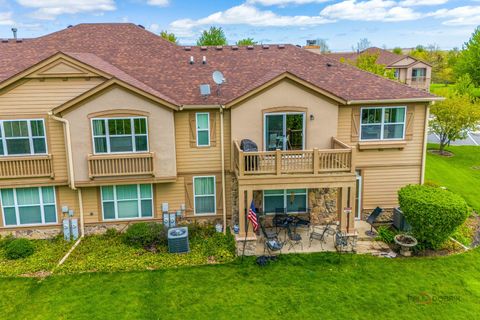 Tiny photo for 1902 CRENSHAW Circle, Vernon Hills, IL 60061 (MLS # 12607143)