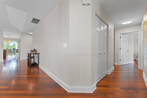 Tiny photo for 1902 CRENSHAW Circle, Vernon Hills, IL 60061 (MLS # 12607143)