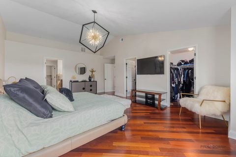 Tiny photo for 1902 CRENSHAW Circle, Vernon Hills, IL 60061 (MLS # 12607143)