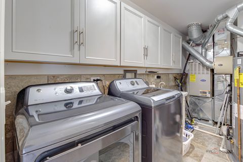 Tiny photo for 1902 CRENSHAW Circle, Vernon Hills, IL 60061 (MLS # 12607143)