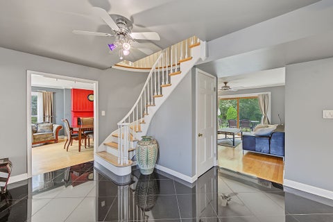 Tiny photo for 6 DOGWOOD Road, Rolling Meadows, IL 60008 (MLS # 12756496)