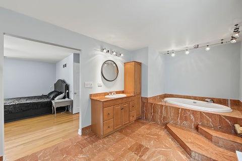 Tiny photo for 6 DOGWOOD Road, Rolling Meadows, IL 60008 (MLS # 12756496)