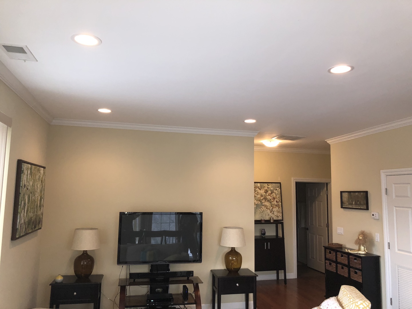 1619 W Irving Park Road 3F