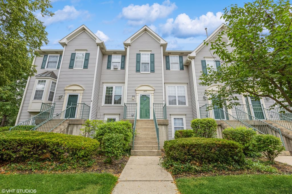 Photo for 1855 Grandview Place, Montgomery, IL 60538 (MLS # 12500737)