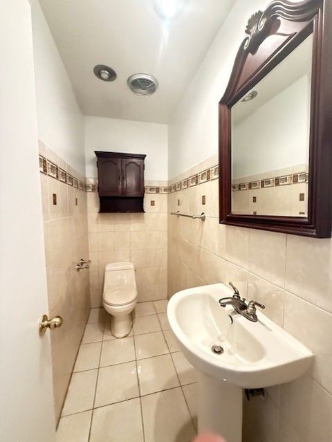 Tiny photo for 2080 Sutherland Place, Hoffman Estates, IL 60169 (MLS # 12586692)