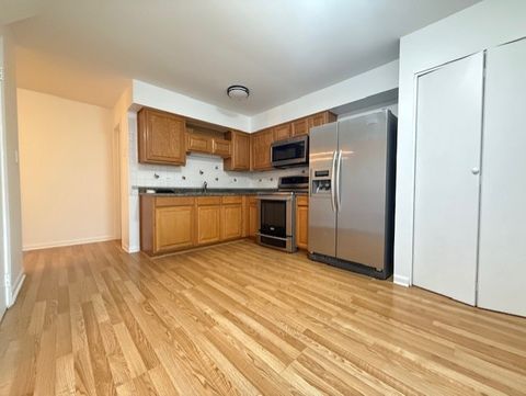 Tiny photo for 2080 Sutherland Place, Hoffman Estates, IL 60169 (MLS # 12586692)