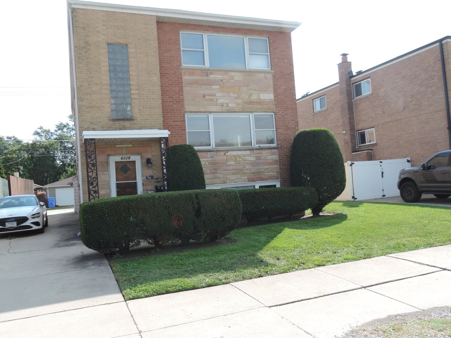 6329 W Touhy Avenue