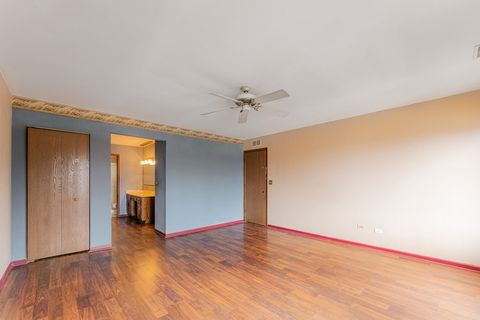 Tiny photo for 9724 W Creek Road #B2, Palos Park, IL 60464 (MLS # 12545061)