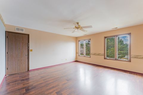 Tiny photo for 9724 W Creek Road #B2, Palos Park, IL 60464 (MLS # 12545061)