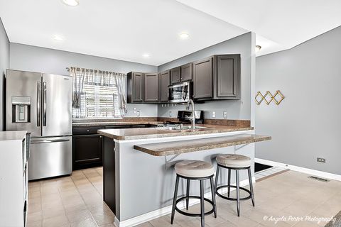 Tiny photo for 806 Madison Avenue, McHenry, IL 60050 (MLS # 12508028)