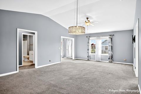 Tiny photo for 806 Madison Avenue, McHenry, IL 60050 (MLS # 12508028)