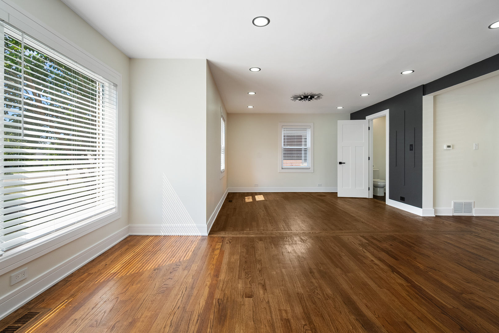 229 Harlem Avenue