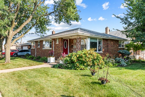 Photo of 8001 S Kostner Avenue, Chicago, IL 60652 (MLS # 12714132)