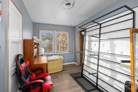 Tiny photo for 7318 Kelling Street, Davenport, IA 52806 (MLS # 12587972)