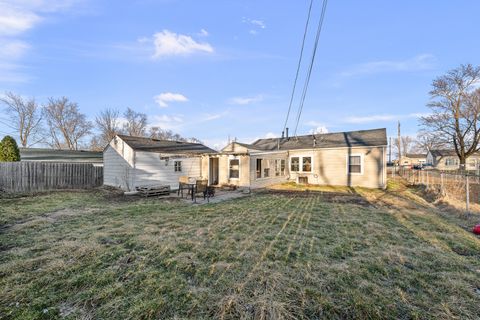 Tiny photo for 7318 Kelling Street, Davenport, IA 52806 (MLS # 12587972)