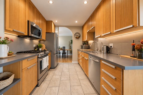 Tiny photo for 426 Amherst Avenue, Des Plaines, IL 60016 (MLS # 12768921)