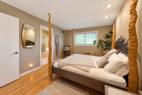 Tiny photo for 426 Amherst Avenue, Des Plaines, IL 60016 (MLS # 12768921)