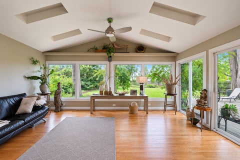 Tiny photo for 426 Amherst Avenue, Des Plaines, IL 60016 (MLS # 12768921)