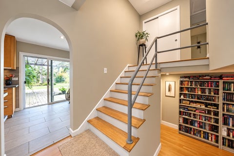 Tiny photo for 426 Amherst Avenue, Des Plaines, IL 60016 (MLS # 12768921)