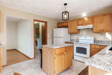 Tiny photo for 3045 Derbyshire Drive, Machesney Park, IL 61115 (MLS # 12486135)