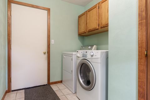 Tiny photo for 3045 Derbyshire Drive, Machesney Park, IL 61115 (MLS # 12486135)