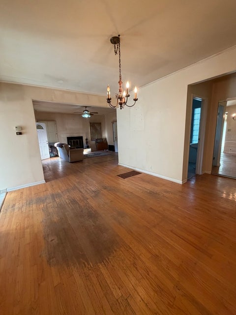 Tiny photo for 800 S River Road, Fox River Grove, IL 60021 (MLS # 12757982)