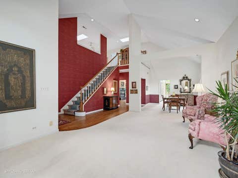 Tiny photo for 68 Godair Drive, Hinsdale, IL 60521 (MLS # 12728478)