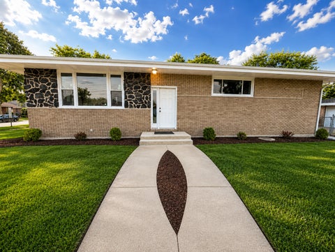 Photo of 14800 La Salle Street, Dolton, IL 60419 (MLS # 12723399)