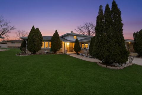 Tiny photo for 6252 157th Street, Oak Forest, IL 60452 (MLS # 12541587)