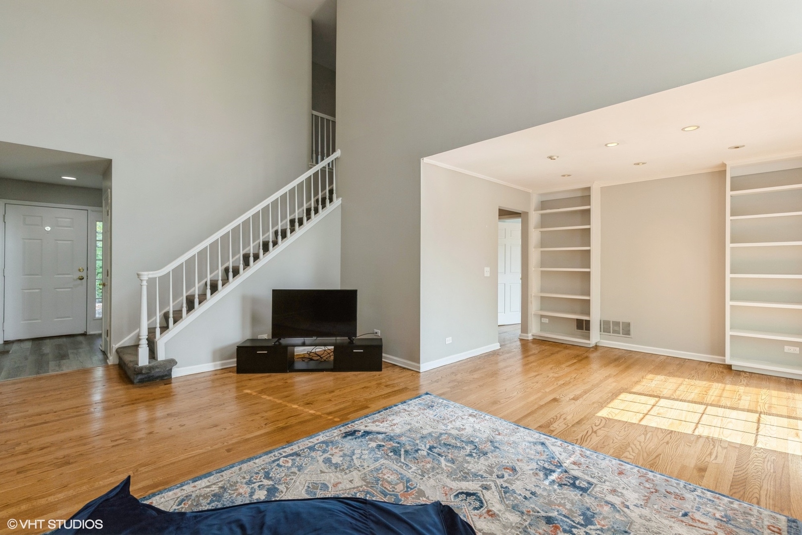 108 Meadowbrook Lane
