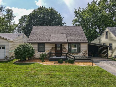 Tiny photo for 1345 Inglesh Avenue, Kankakee, IL 60901 (MLS # 12708985)