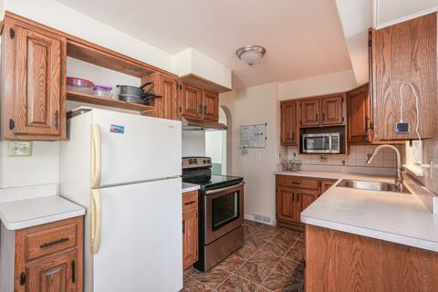 Tiny photo for 1345 Inglesh Avenue, Kankakee, IL 60901 (MLS # 12708985)