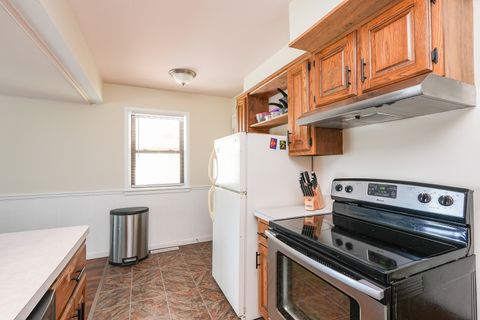 Tiny photo for 1345 Inglesh Avenue, Kankakee, IL 60901 (MLS # 12708985)