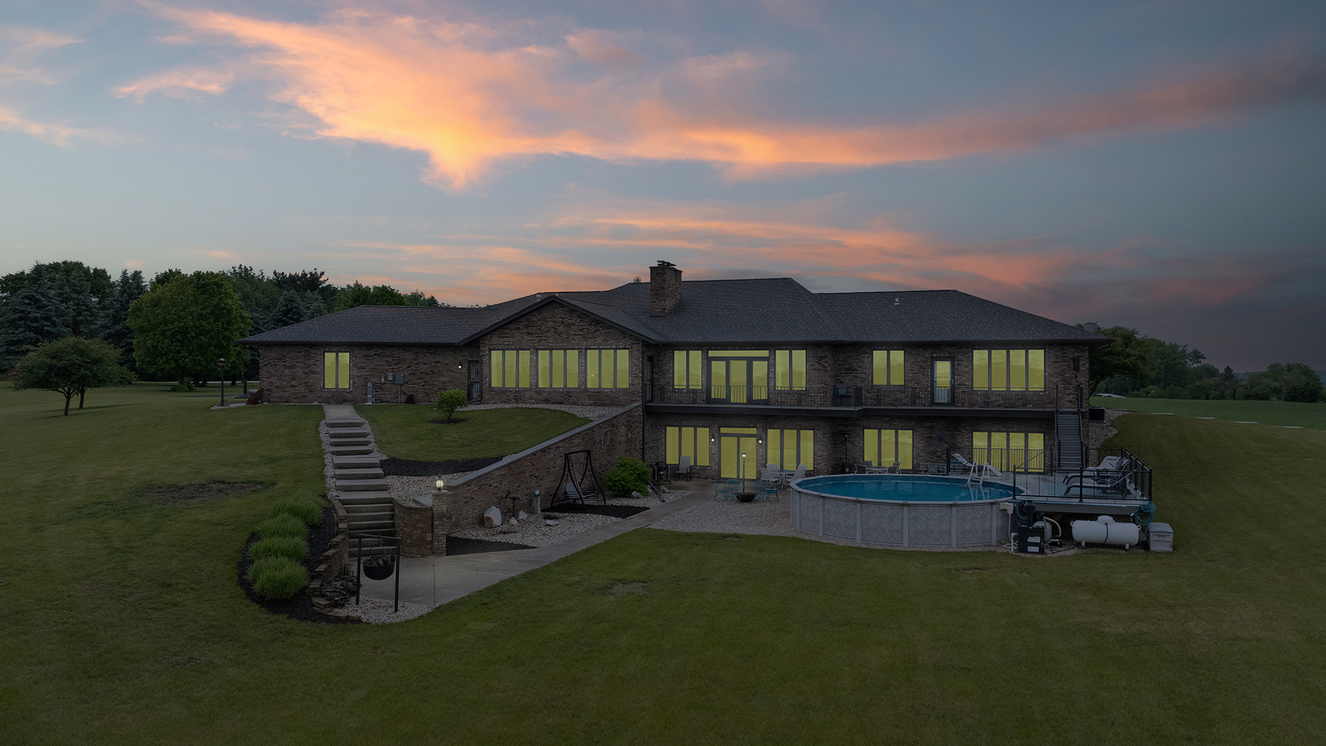 2765 W Pines Road