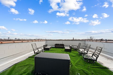 Tiny photo for 2248 W Foster Avenue #4, Chicago, IL 60625 (MLS # 12587693)