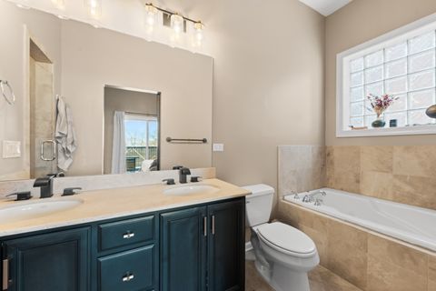 Tiny photo for 2248 W Foster Avenue #4, Chicago, IL 60625 (MLS # 12587693)