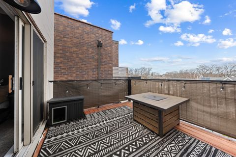 Tiny photo for 2248 W Foster Avenue #4, Chicago, IL 60625 (MLS # 12587693)