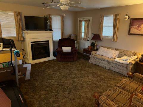 Tiny photo for 806 N Maple Street N, Benton, IL 62812 (MLS # 12582020)