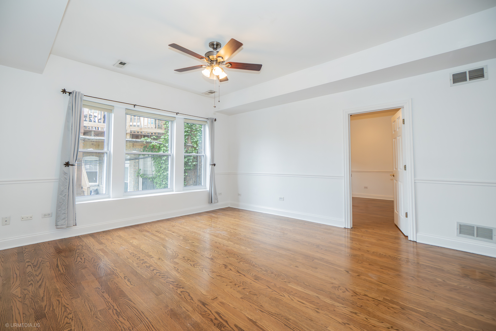 4536 N SHERIDAN Road 104
